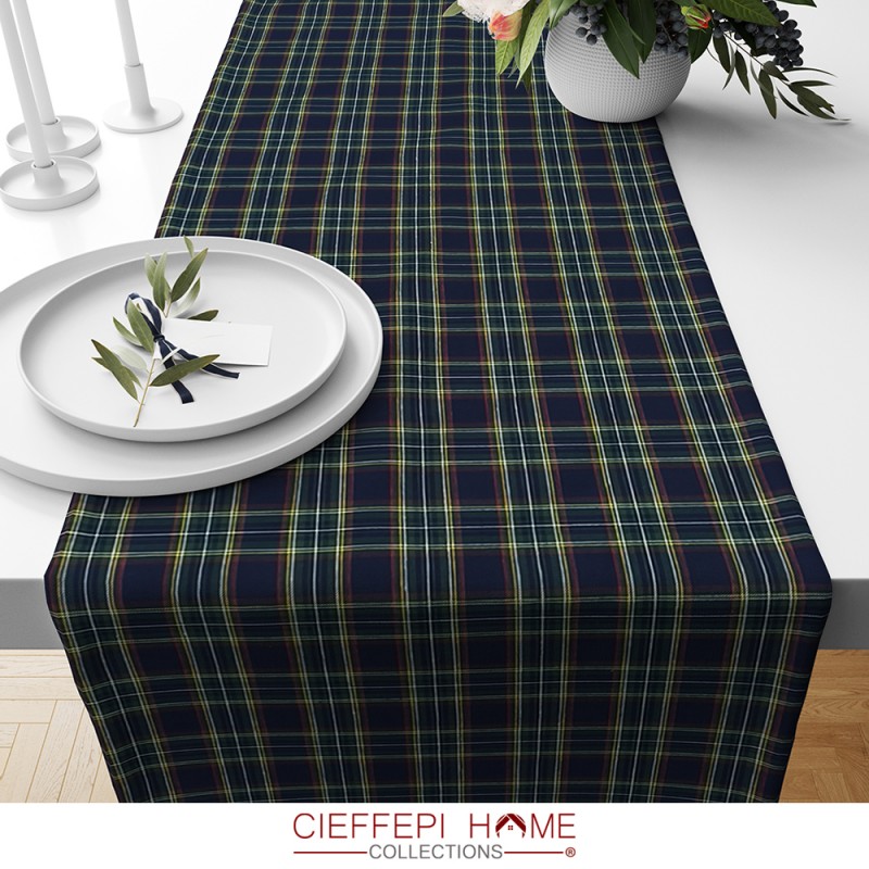 Runner Tavolo Natale Inverno 40x150 Cm - Centrotavola Ricamato Con Cristalli Di Ghiaccio, Stelle E Cervi - Colore Champagne E Grigio Scuro